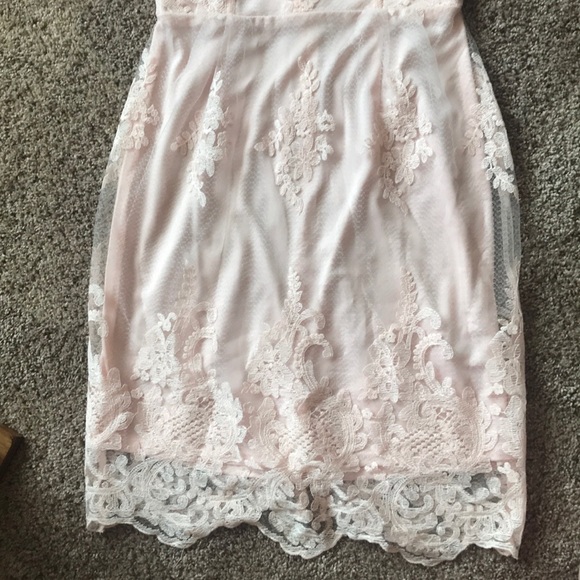 ModCloth’s Outstanding on Ceremony Dress in Blush - Picture 5 of 7